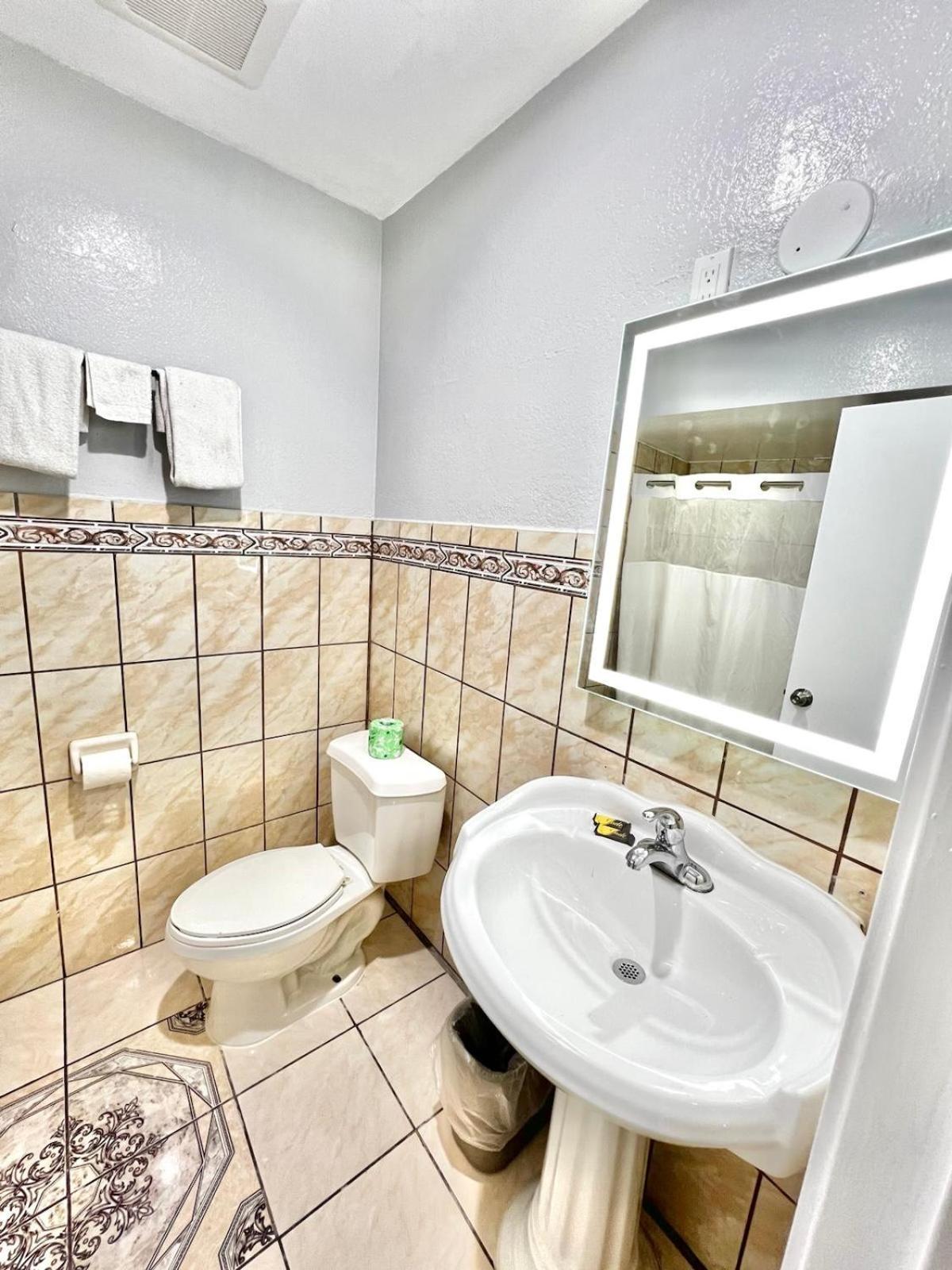 Aqua Inn Motel Ел Монте Екстериор снимка