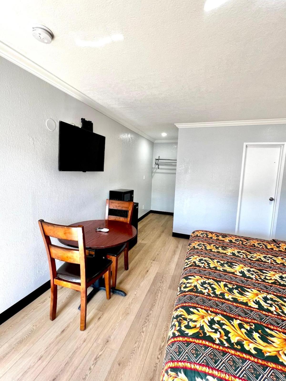 Aqua Inn Motel Ел Монте Екстериор снимка