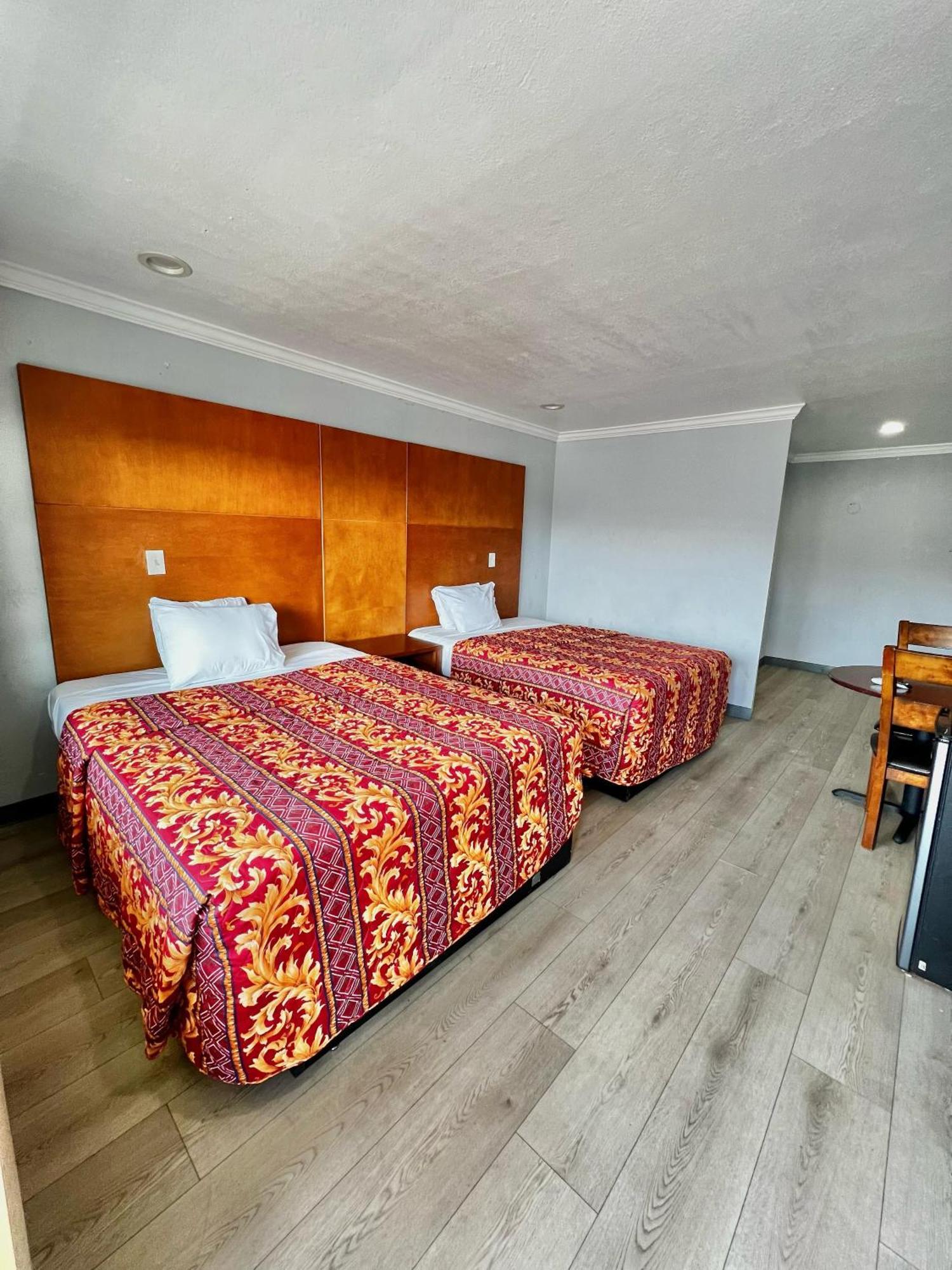 Aqua Inn Motel Ел Монте Екстериор снимка